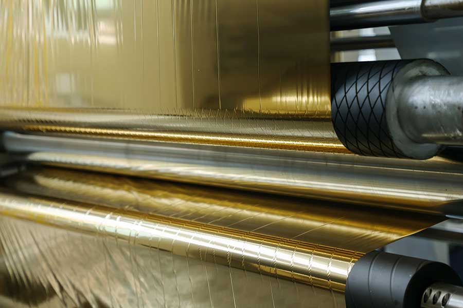 燙金箔分切中的毛邊與褶皺問題及解決之道